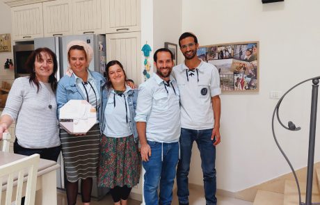לקראת פורים-מחבקים את המשפחות השכולות: מבצע מיוחד לחלוקת משלוחי מנות בכל רחבי הארץ